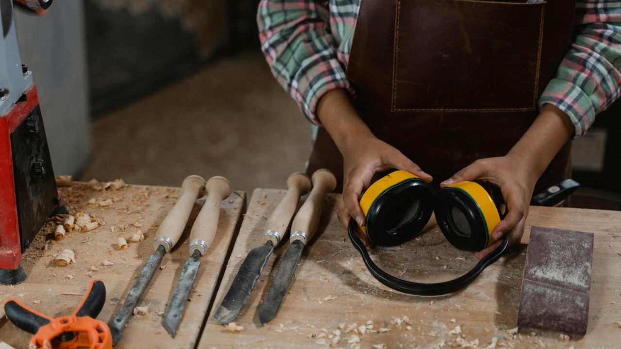 How to Start Woodworking A Beginner’s Guide to Tools, Techniques, and Projects