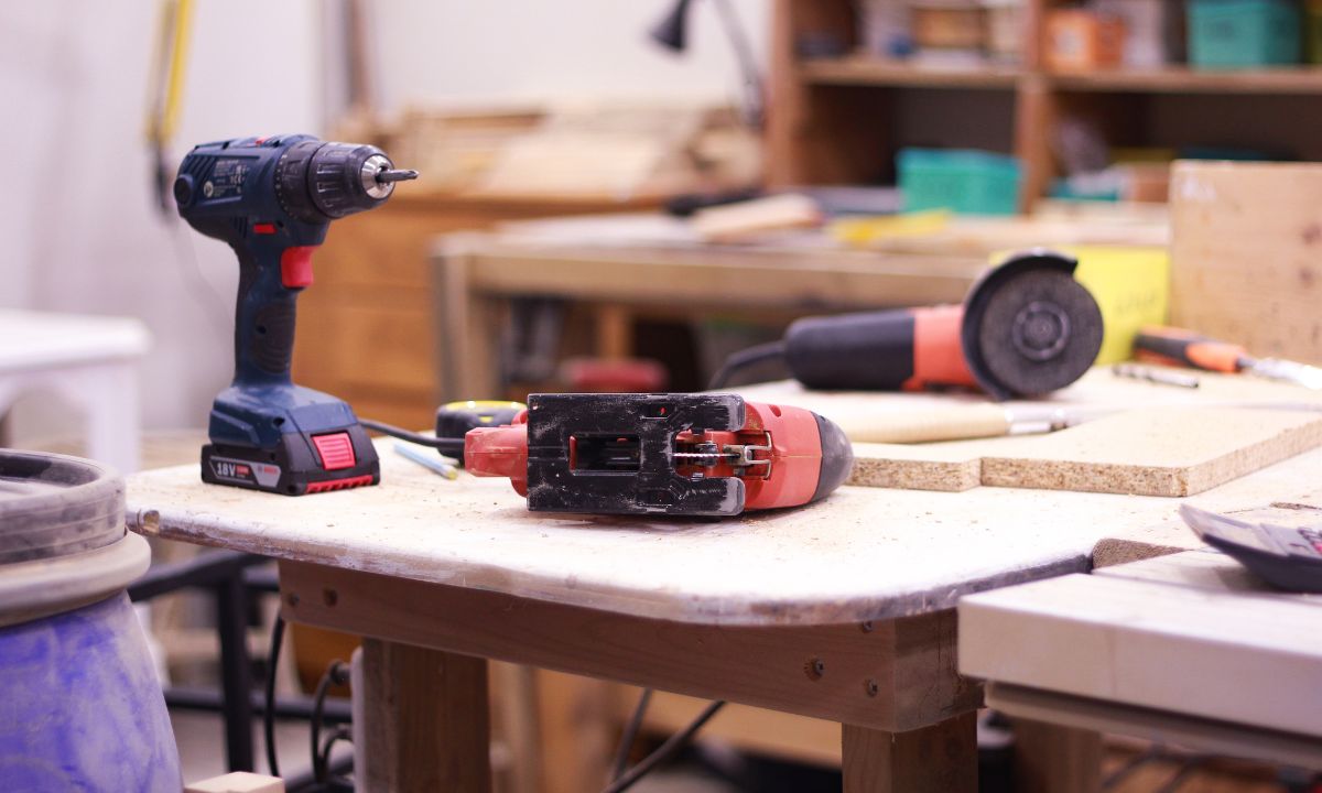 Woodworking tools for beginners Essential Tools, Tips, and Project